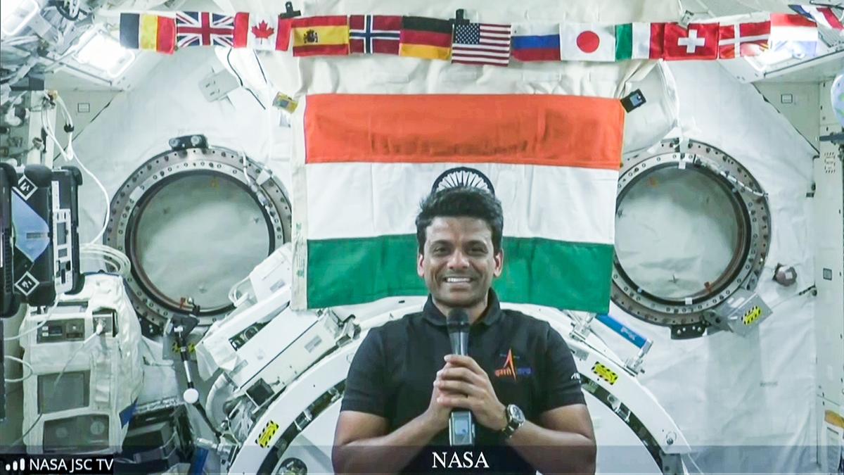 Shukla studies space bone health & radiation safety on ISS!