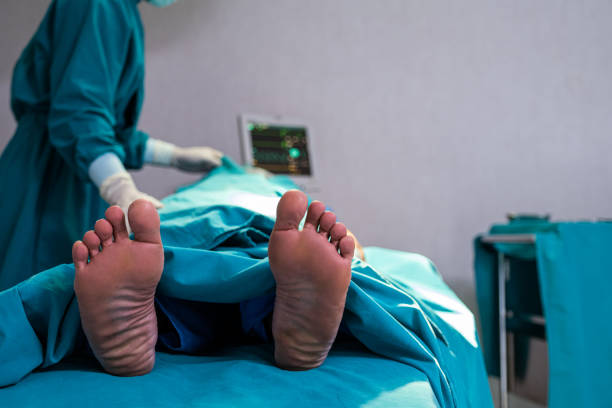 Patient dies in Meerut Hospital as doctor sleeps, 2 suspended!