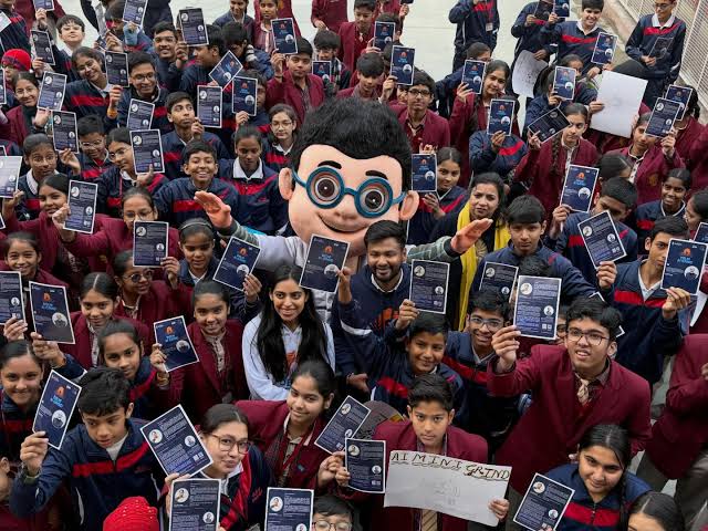 Young Innovators Take Center Stage: Delhi Government School Students Showcase 30,000+ Ideas at NEEEV Summit!