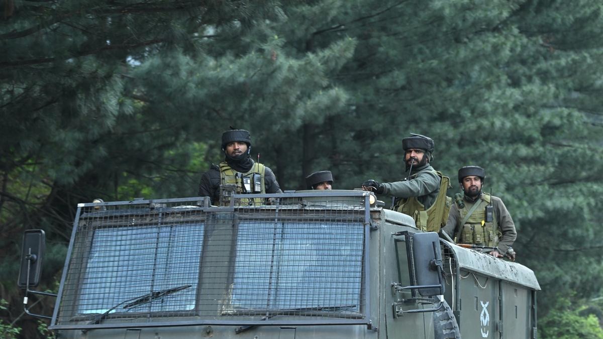 Tourists Shot at in Kashmir. Chaos in Paradise.
