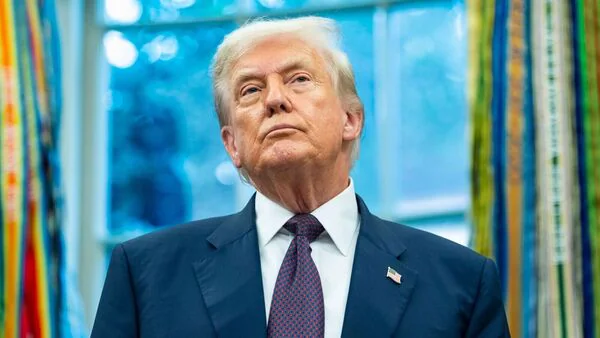 Trump labels chicago ‘Most dangerous city in the world’!