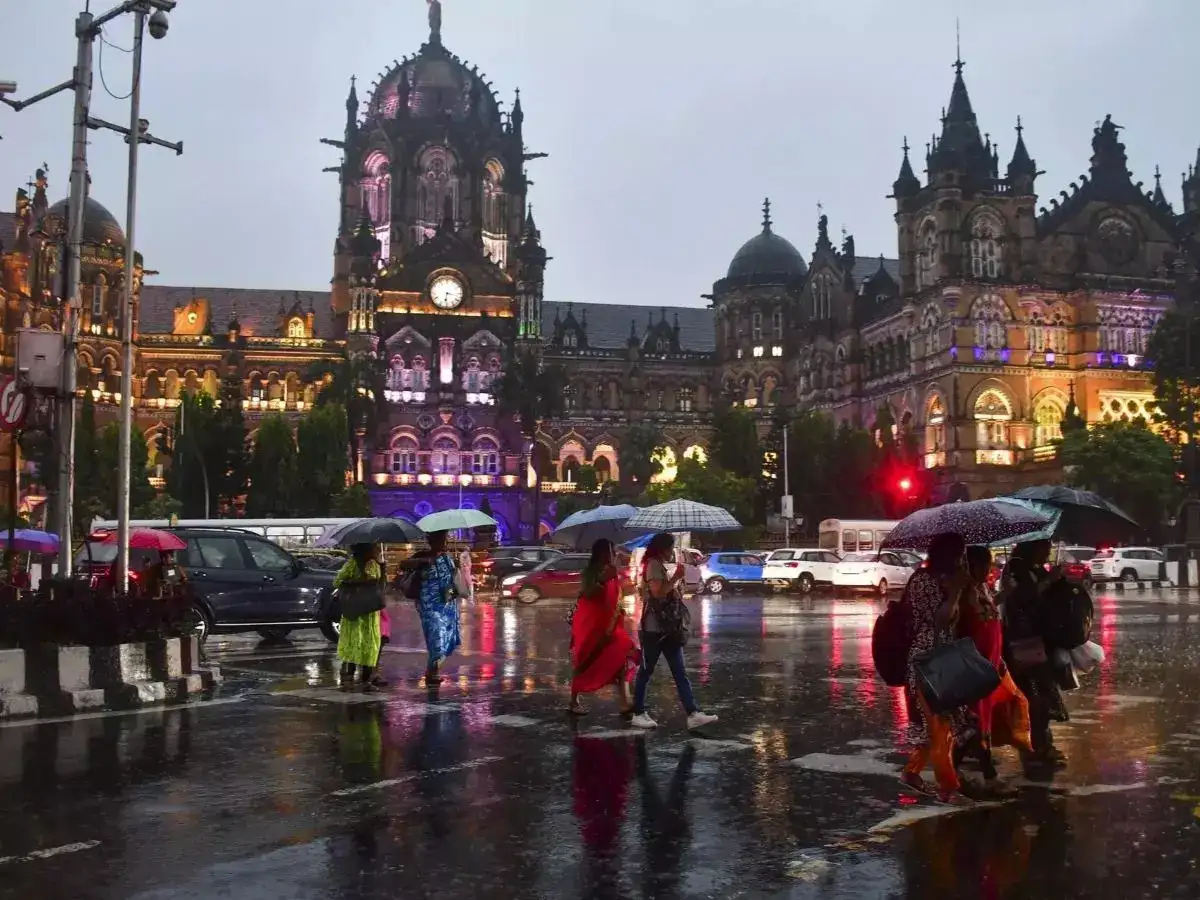 Mumbai crowned India's most Romantic & Happy City in Global 2025 Survey!