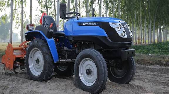 Electric Tractors Power India’s Sustainable Farming Shift!