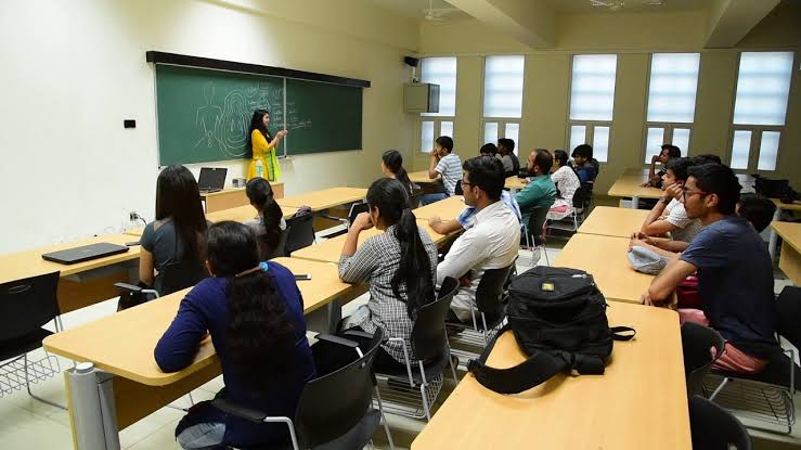 IIT Jodhpur introduces first-year classes in Hindi!