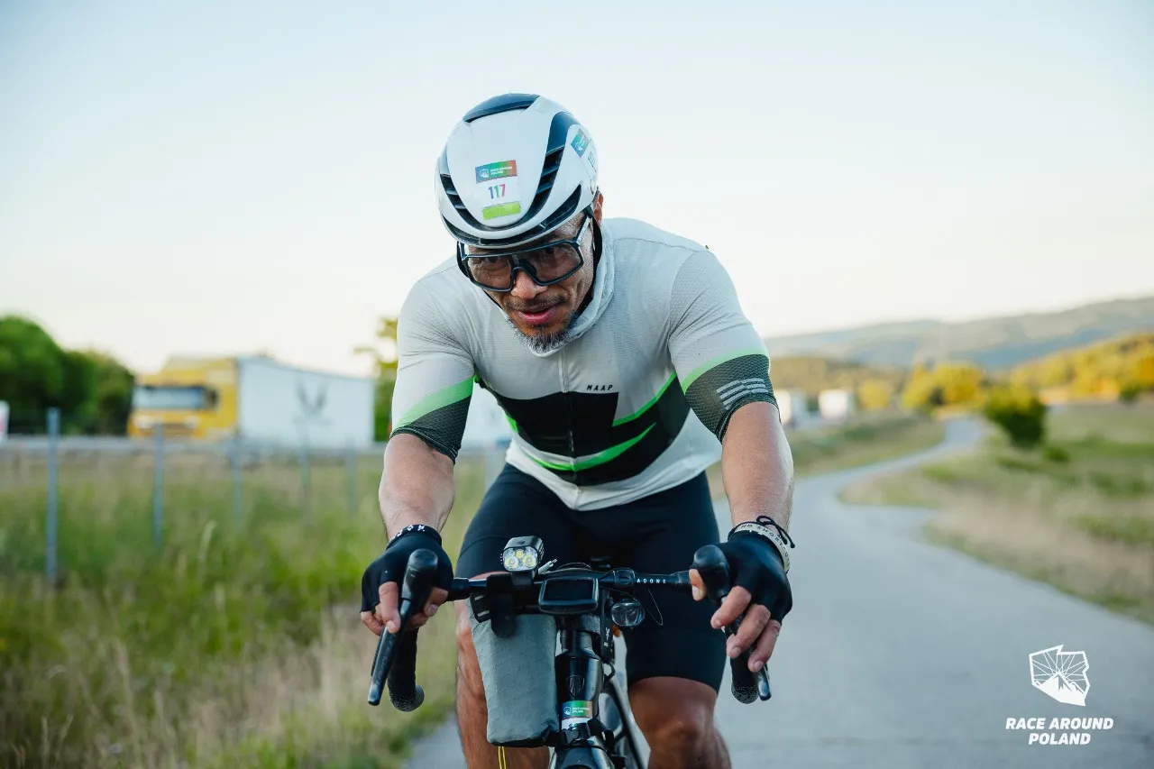 Who is John Gwite ,the new conqueror of world’s toughest cycling race!