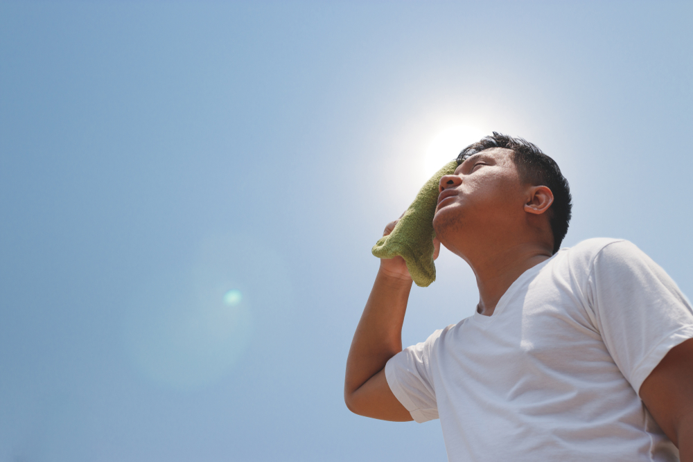 Heatwaves can mess with your brain more than you think!