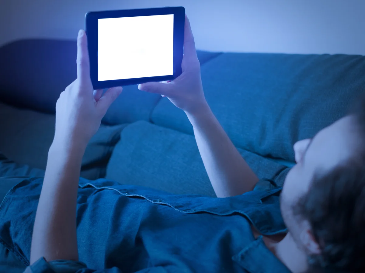Put your phone down NOW! Its ruining your sleep, brain, skin, eyes AND mental health.