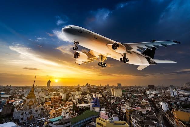Airports in UK freeze! Flights restricted now