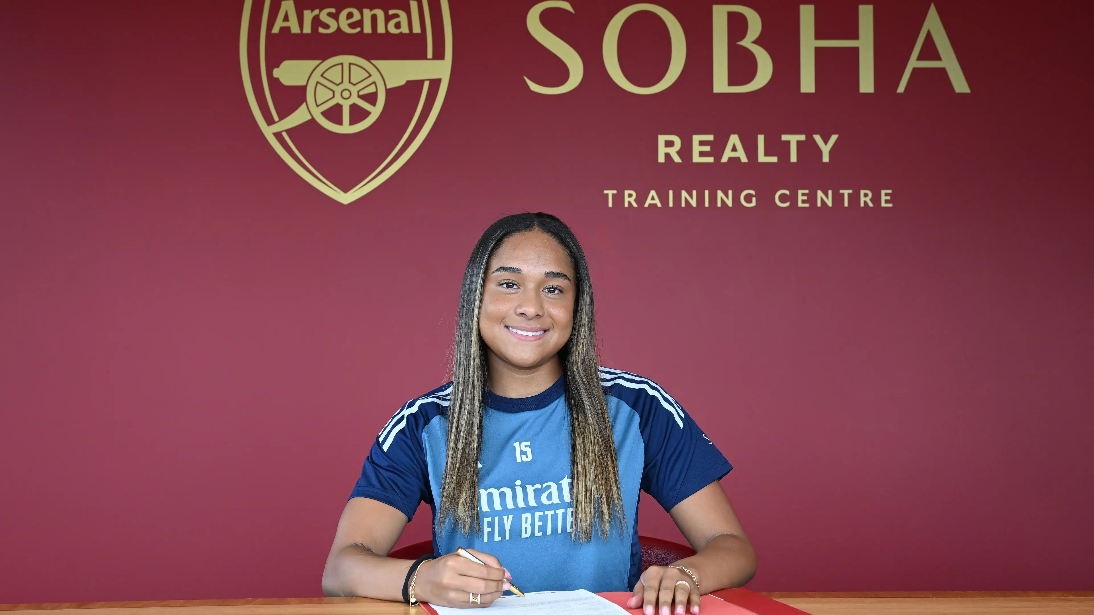 Who is Olivia Smith? 1st woman footballer to grab £1M deal!