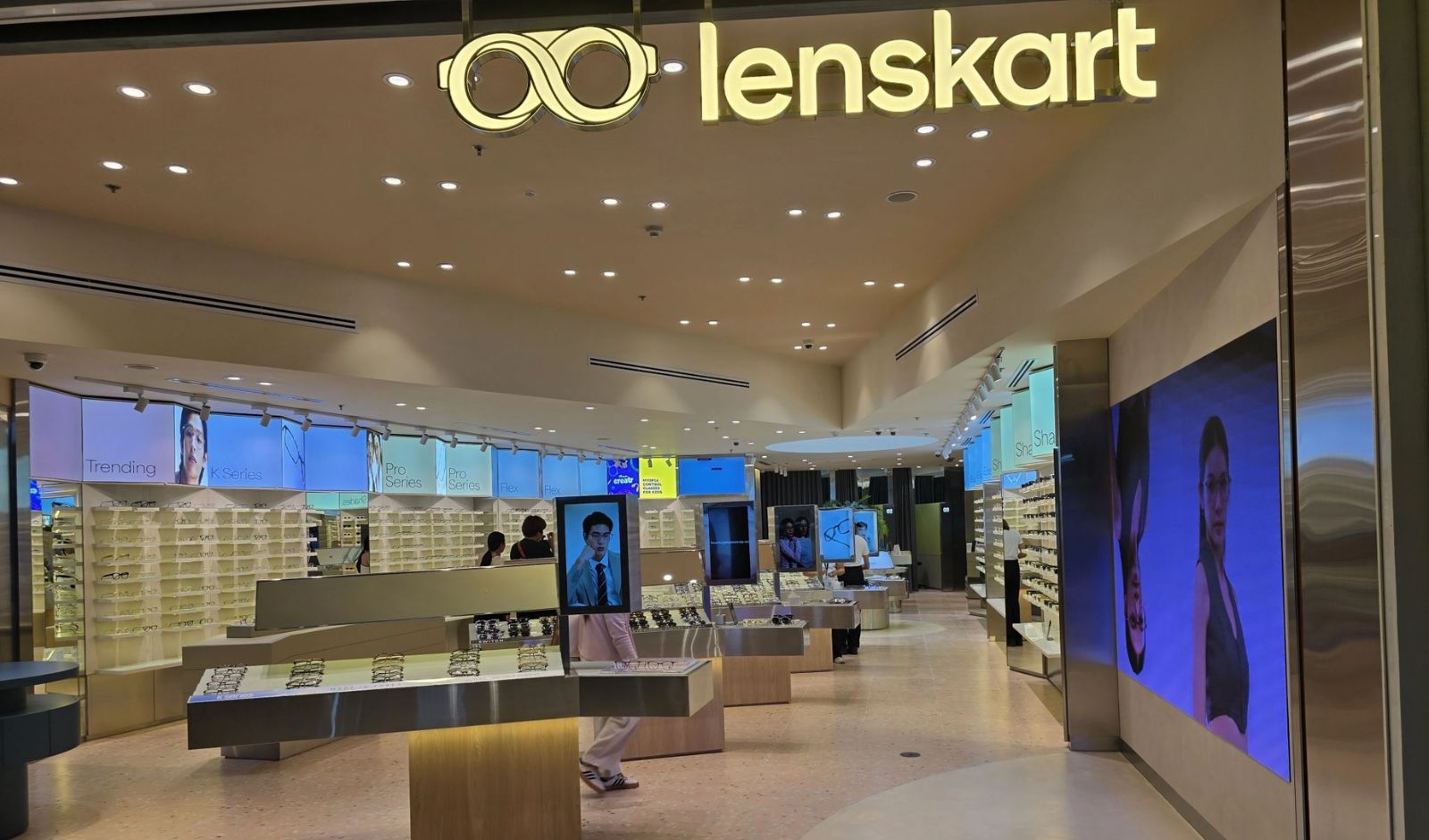 Lenskart to launch Smartglasses with built-in UPI Payments!