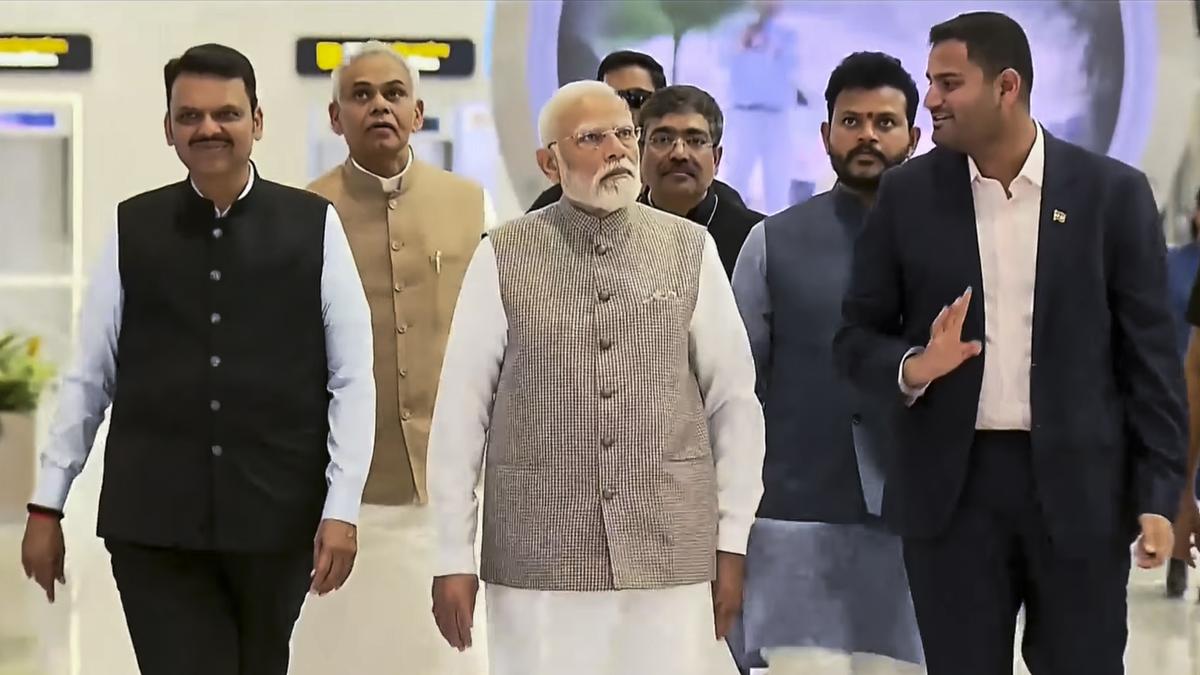 PM Modi launches Navi Mumbai Airport and “Mumbai One” App!
