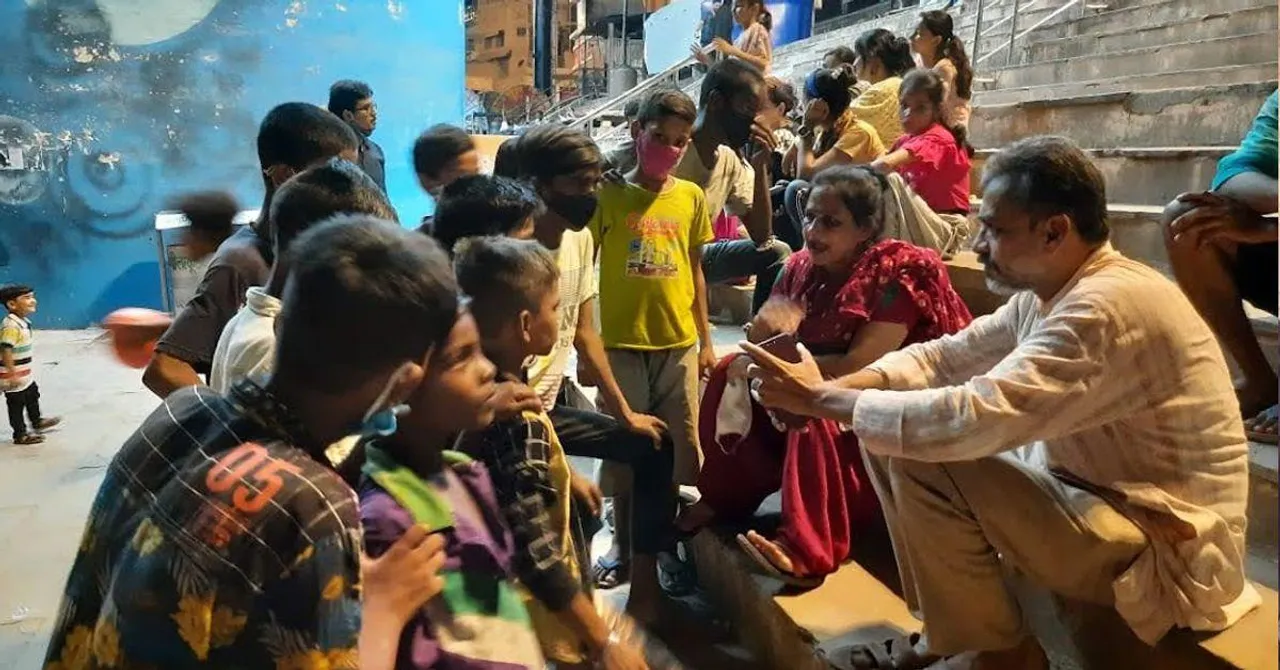 This former journalist is turning beggars into entrepreneurs in Varanasi...