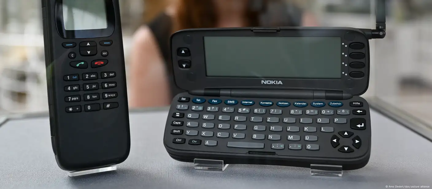 Phones that didn’t need a charger for 7 days!