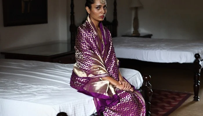 Why young Indians are ditching fast fashion for saris…!