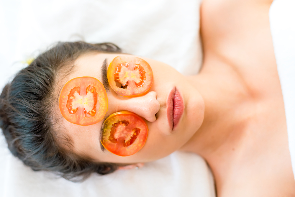 Glow naturally with these tomato-based DIY masks for clearer  brighter skin