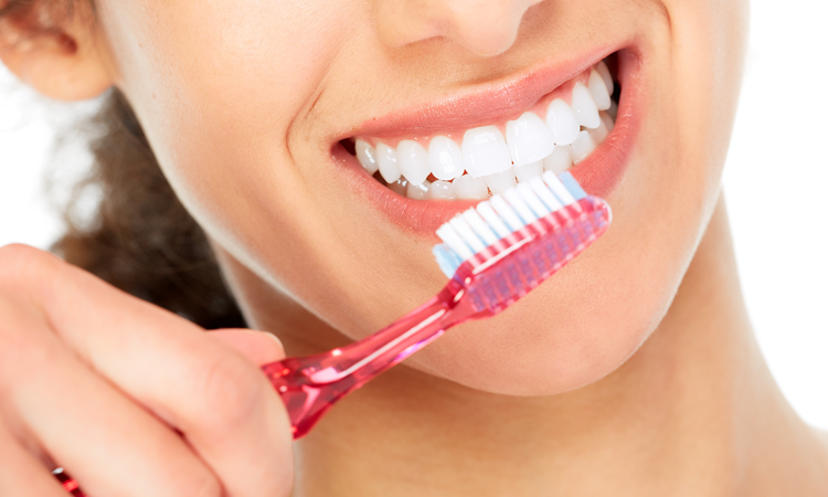 Dental Health Affects Men & Women Differently!