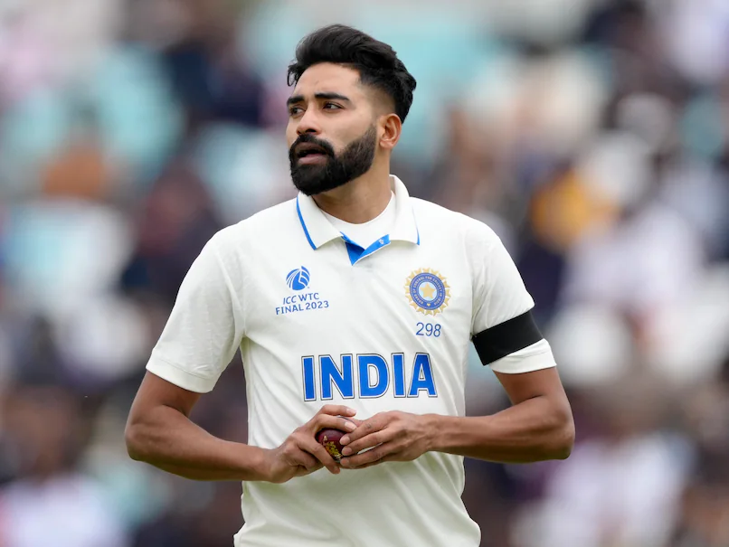 Siraj penalised for 'aggressive' celebration against Duckett!