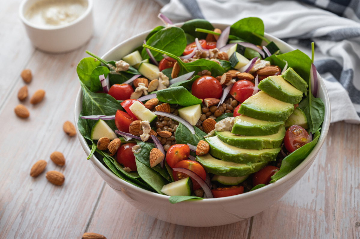 Why Eating Salad After 4 PM Might Be Damaging Your Digestion!