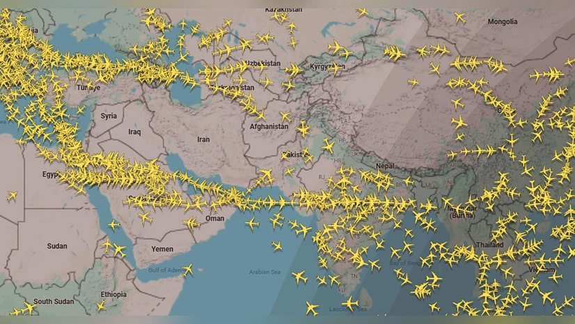 India extends Airspace ban on Pakistani Aircraft over security concerns!