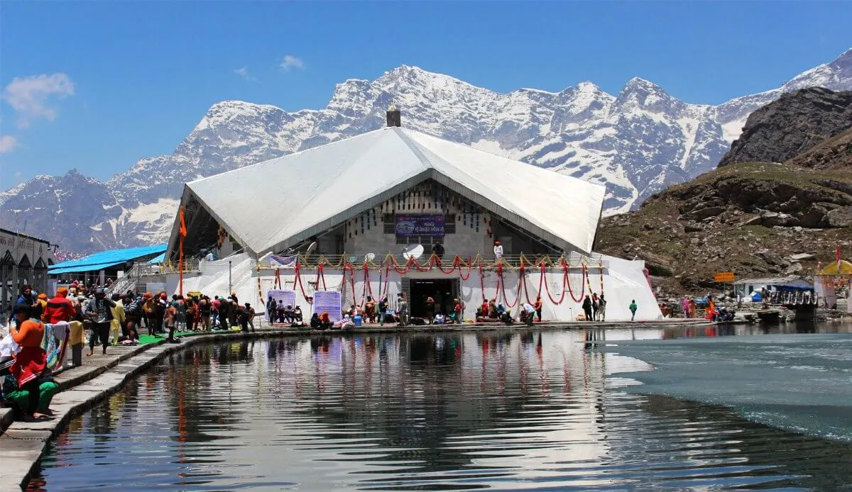 Only true devotees complete this journey… Hemkund Sahib Yatra 2025 begins!