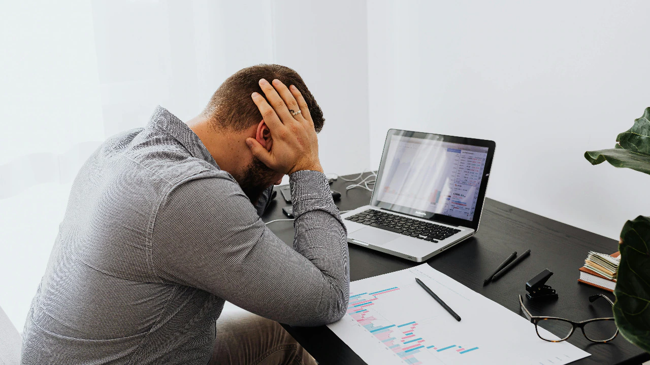 Indian Student Rejects ₹12 Lakh US Job Offer Over One Shocking Rule!