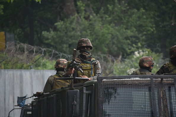 Poonch LoC gunfight : Terrorist shot as army acts swiftly!