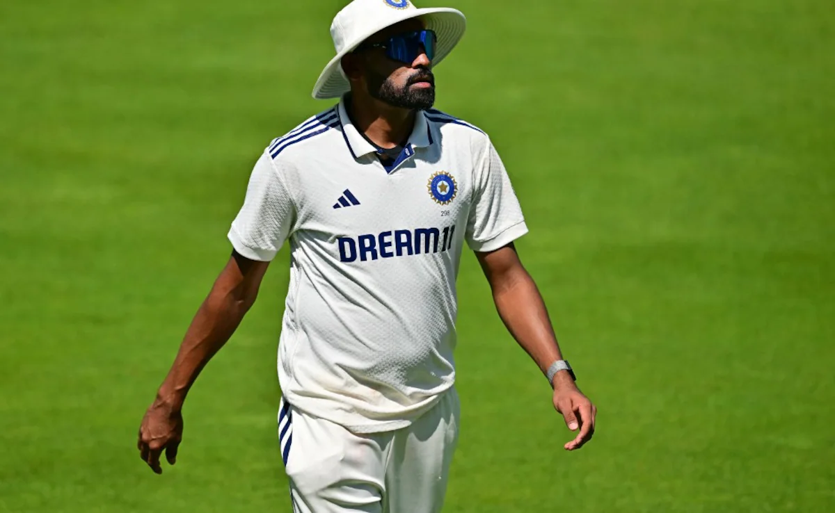 Denied twice, Siraj tries Kohli's 'Switch the bails' trick at Lord's!