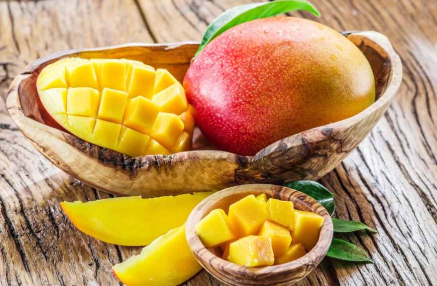 Flying with mangoes this summer? Avoid this common mistake!