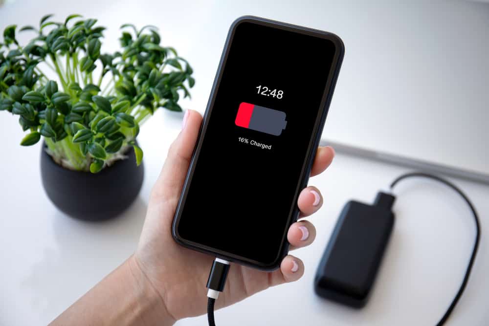 Tired of low Battery? Try these 5 simple tricks!
