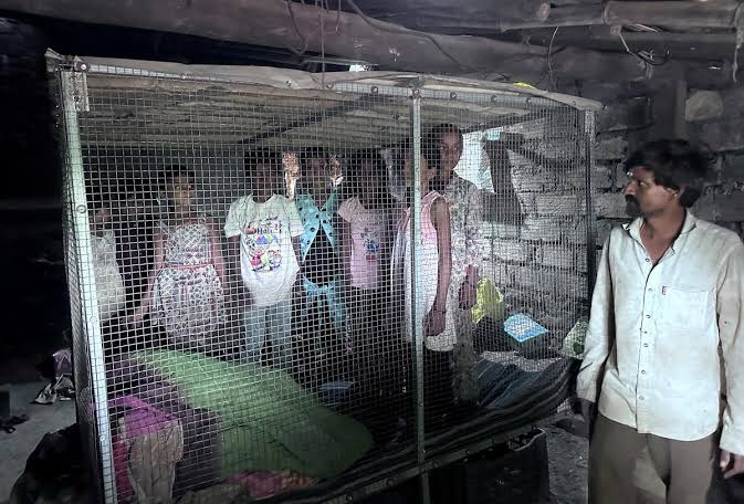 Sleeping Safe : One Family’s Bold Leopard Shield