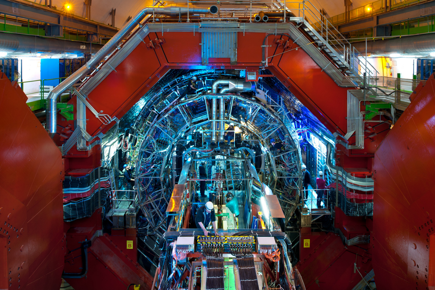 India shines on the global stage with Breakthrough Prize in Fundamental Physics!