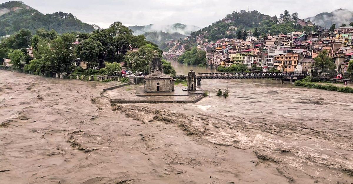 Monsoon horror in Himachal: Cloudbursts and floods claim 16 lives!