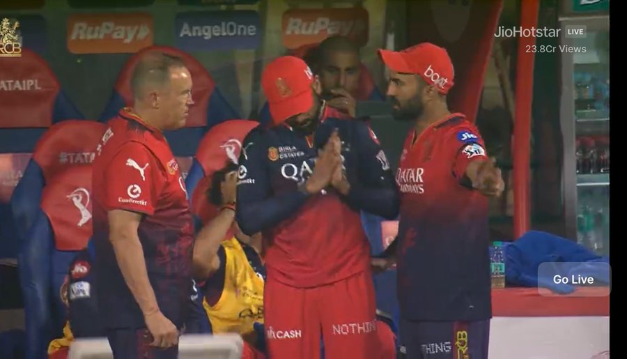 What Happened Between Karthik & Kohli Last Night?